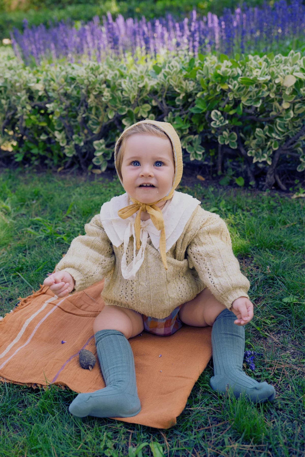 Wonderland Yellow Bonnet