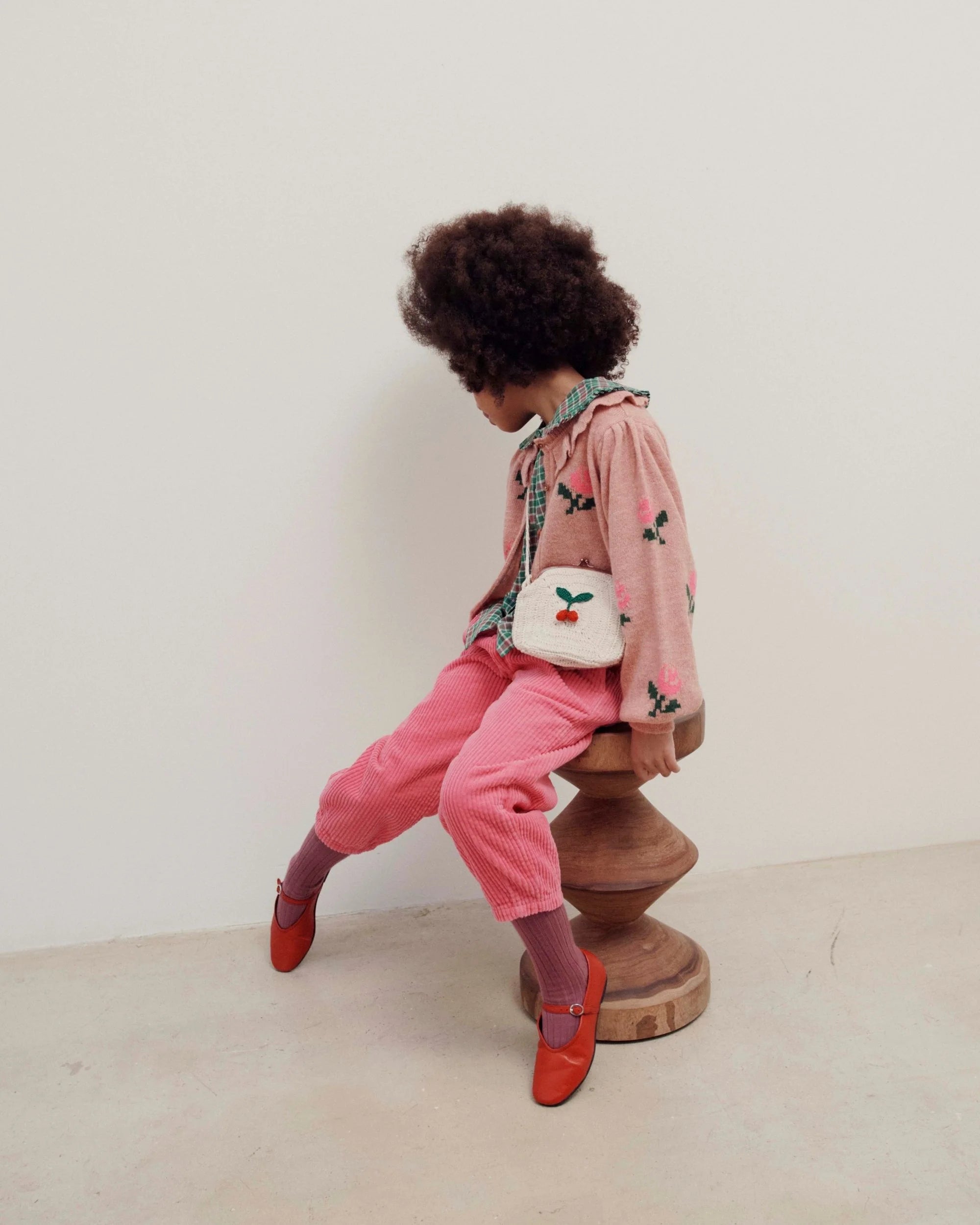 Ecru cherry crochet aumônière bag