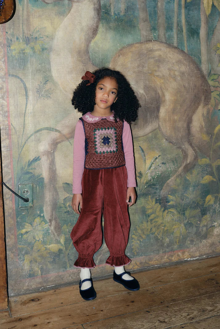 Embroidered Peter Pan Top