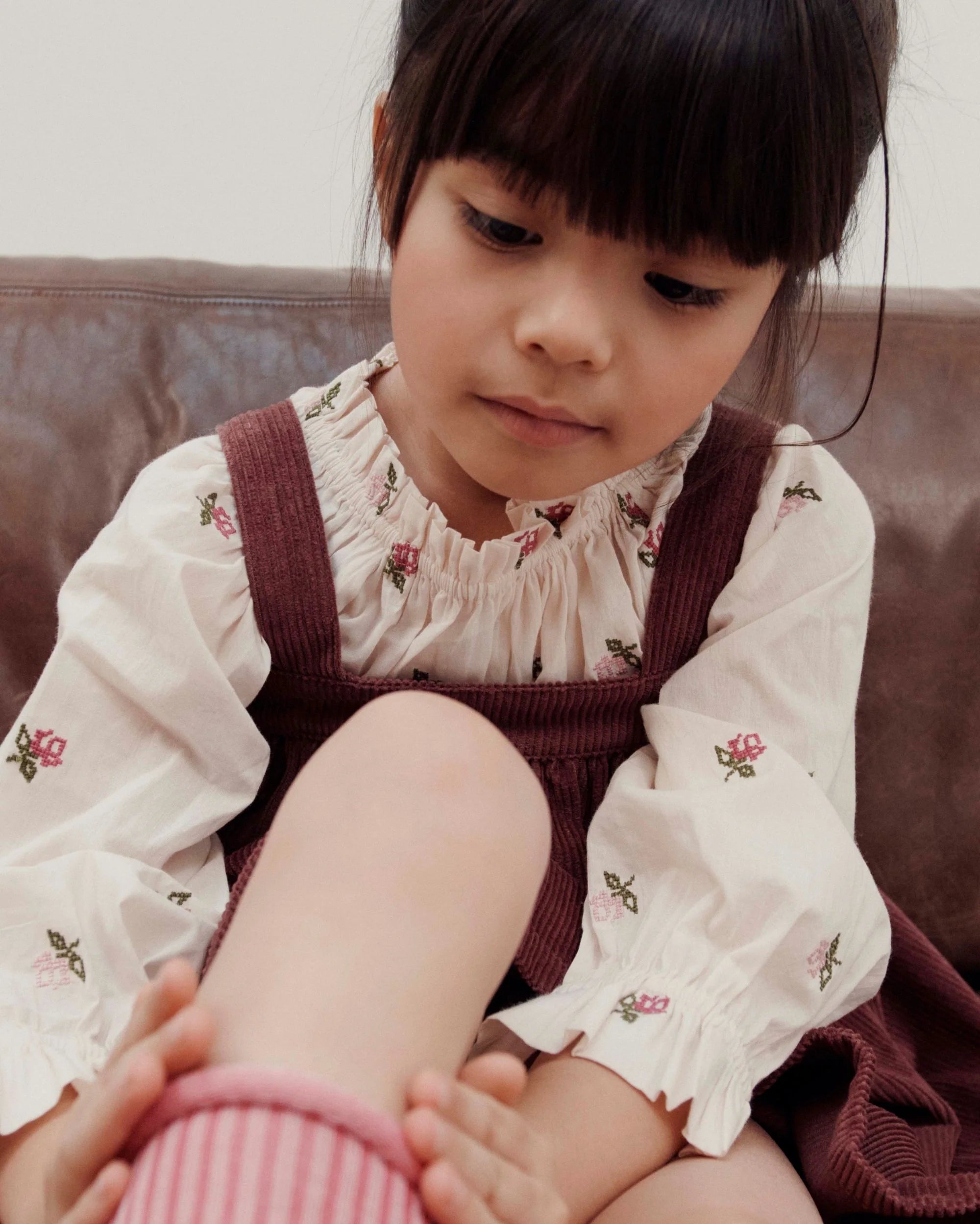 Cross-stitch flowers blouse ecru