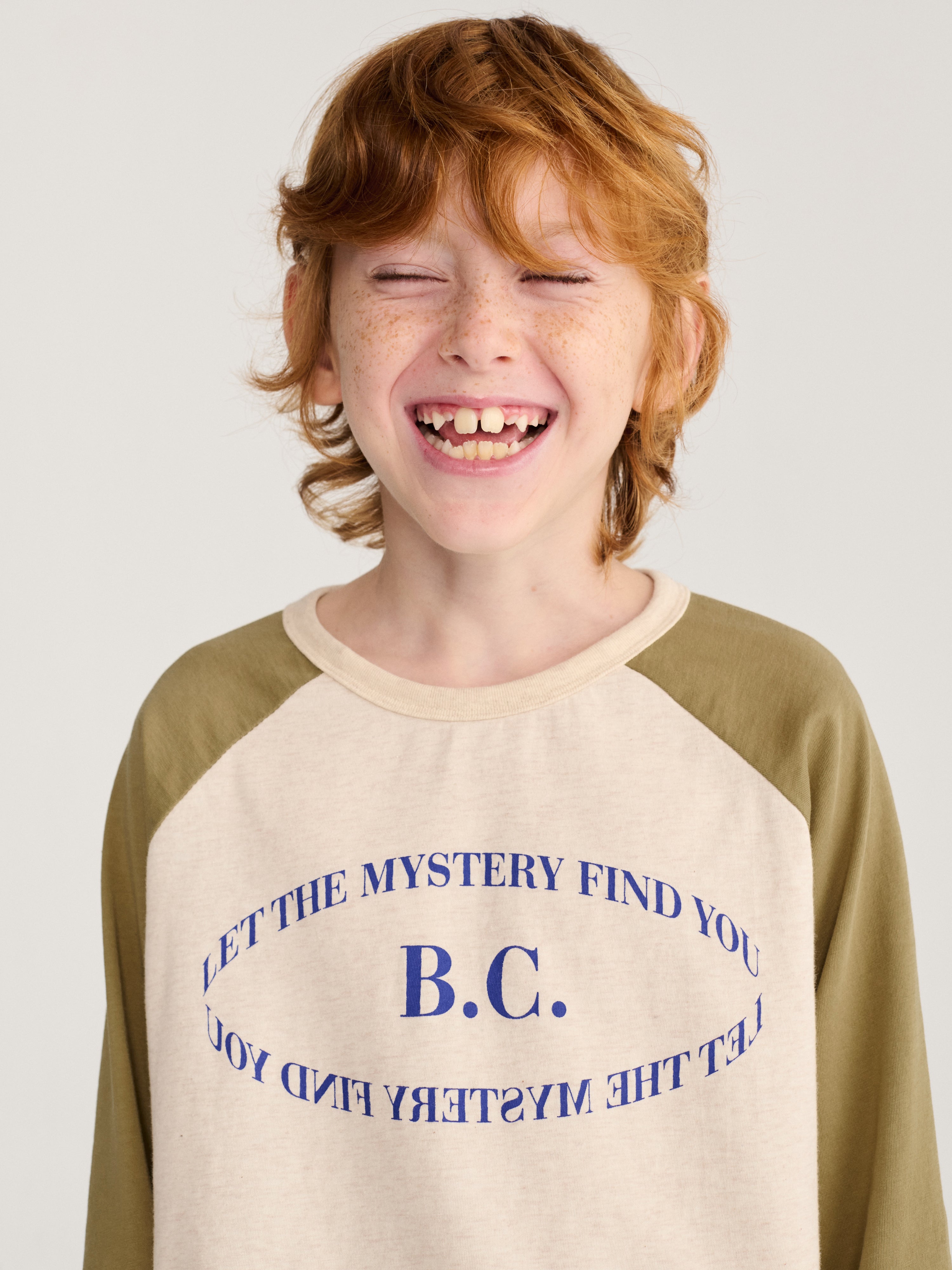 Mystery BC raglan sleeves T-shirt