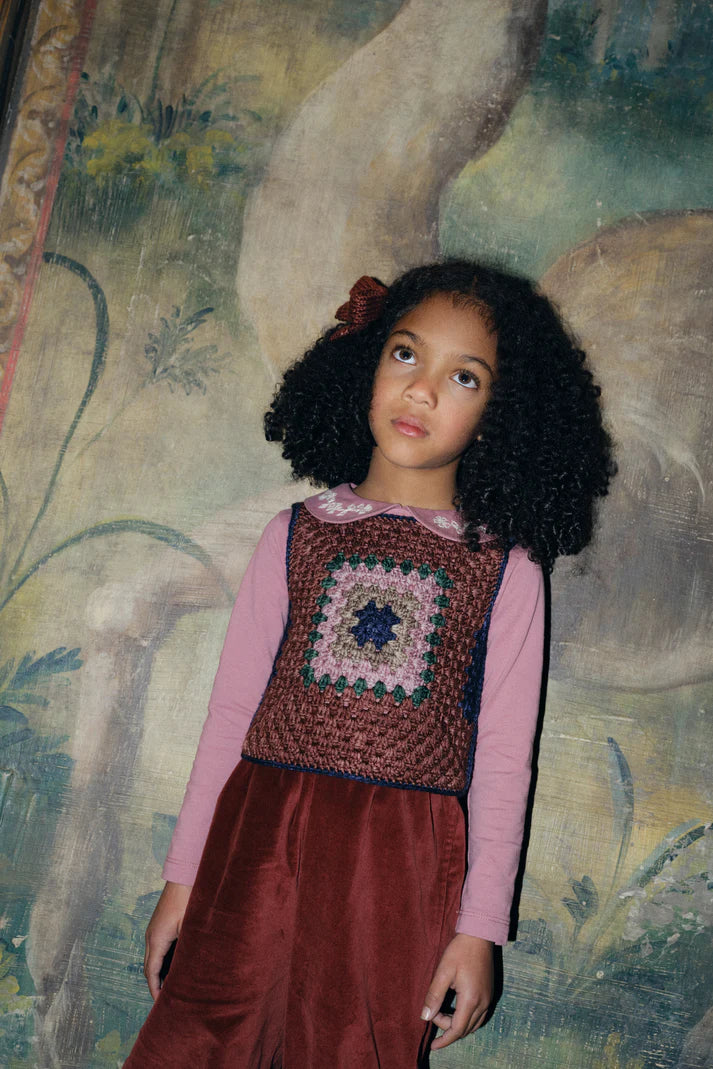 Embroidered Peter Pan Top