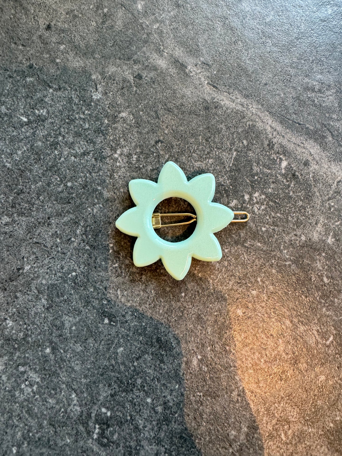 Anna Hair Clip- Pistachio