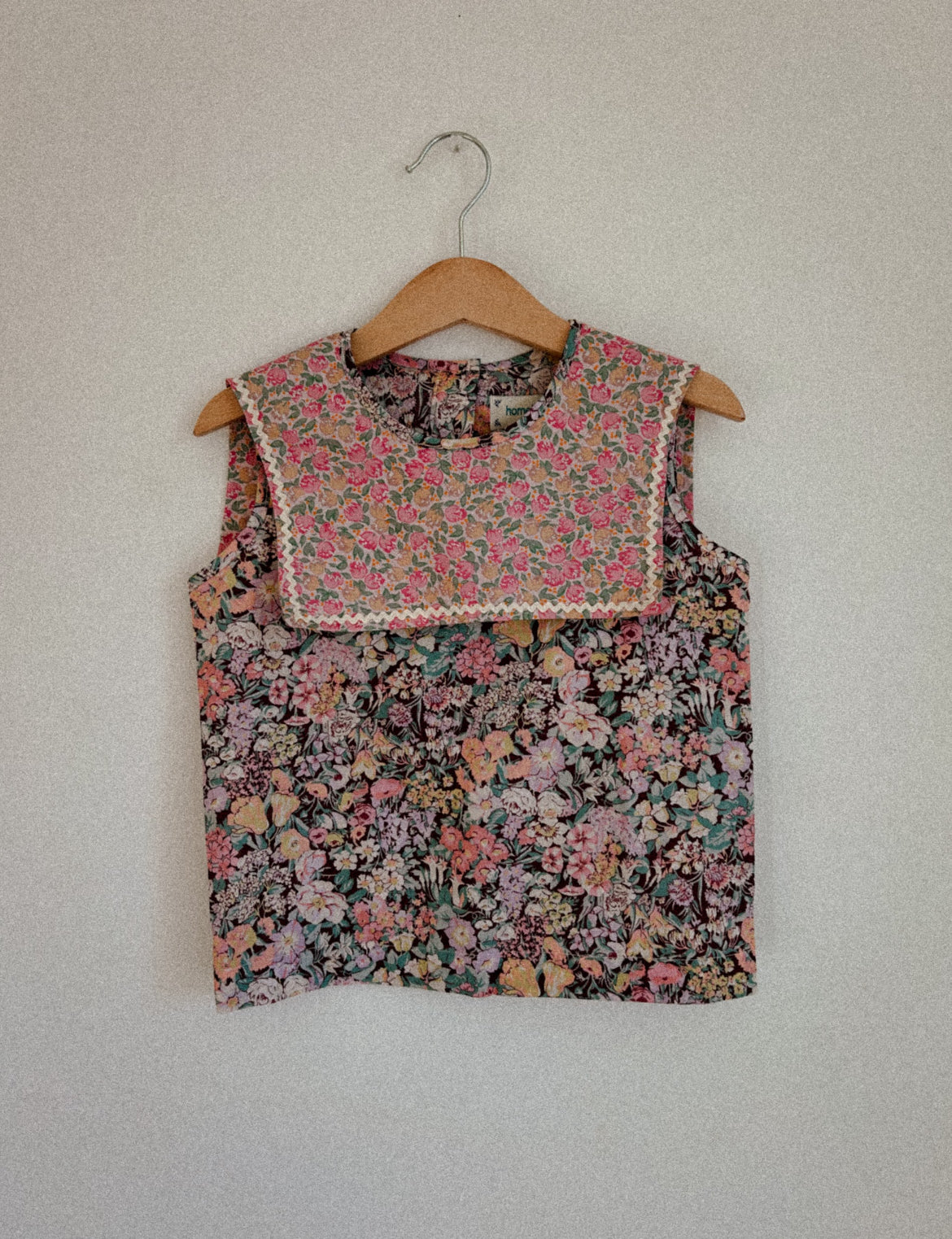 Sailor Tank in Garden & Tulip